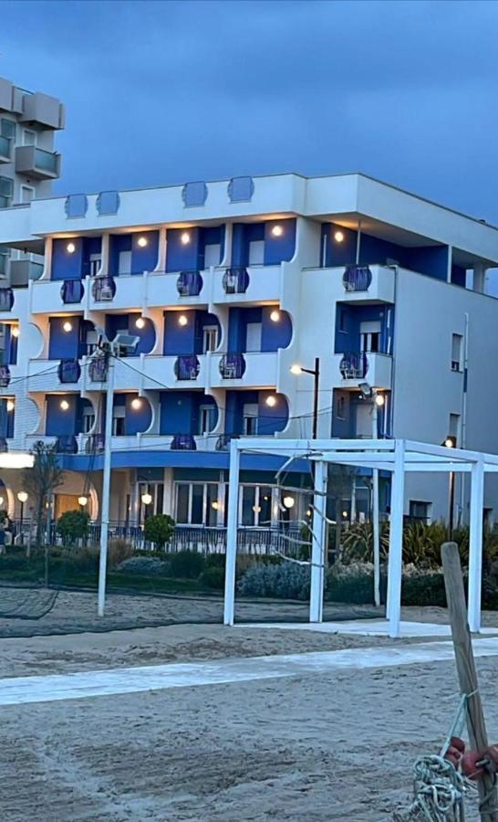 Hotel Ideal Ρίμινι Εξωτερικό φωτογραφία