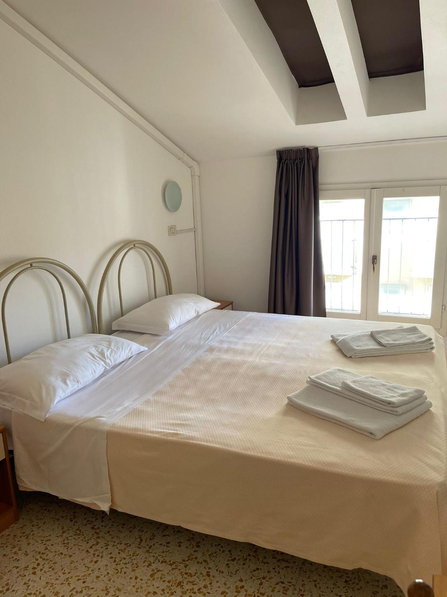 Hotel Ideal Ρίμινι Εξωτερικό φωτογραφία
