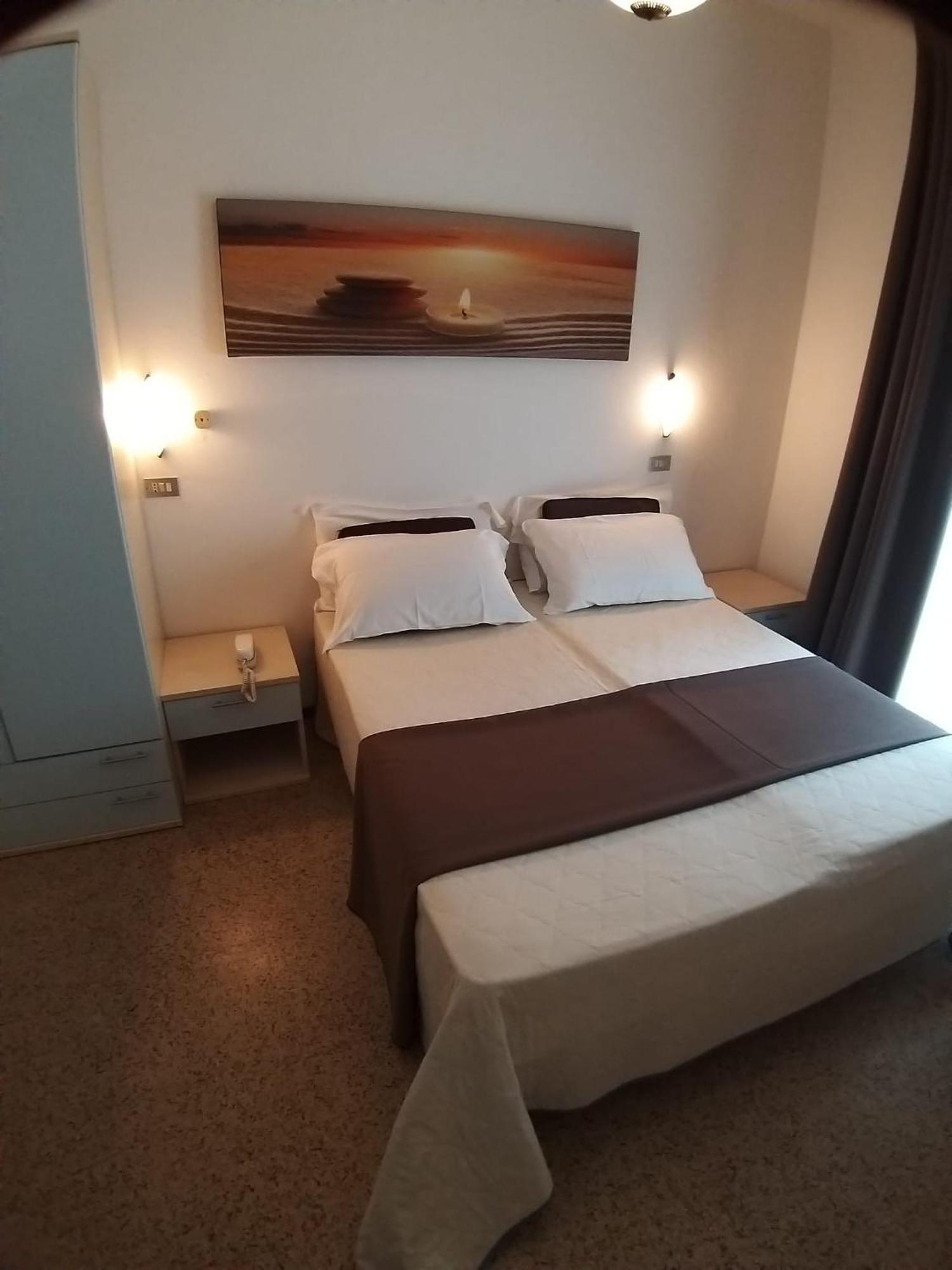 Hotel Ideal Ρίμινι Εξωτερικό φωτογραφία