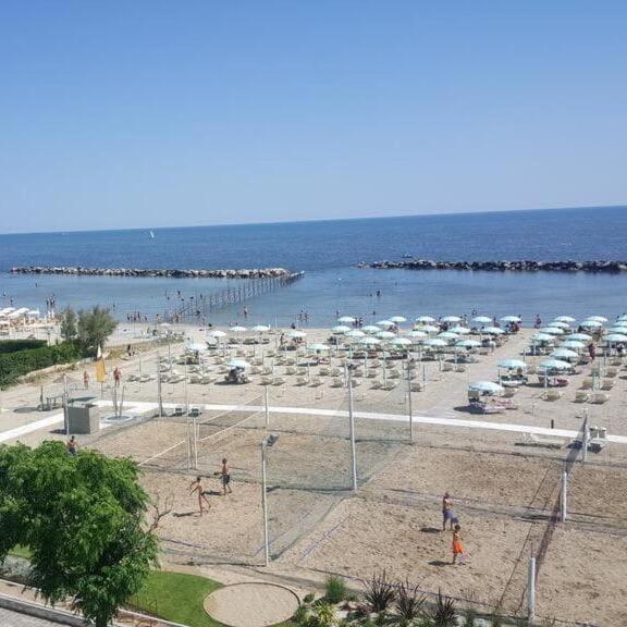 Hotel Ideal Ρίμινι Εξωτερικό φωτογραφία