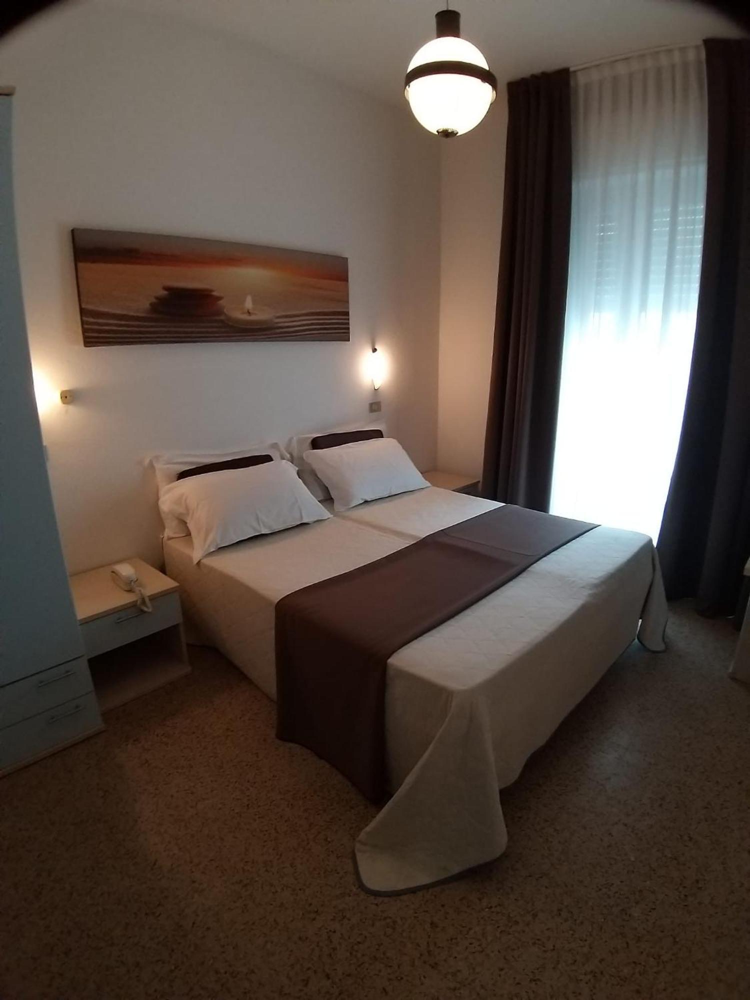 Hotel Ideal Ρίμινι Εξωτερικό φωτογραφία