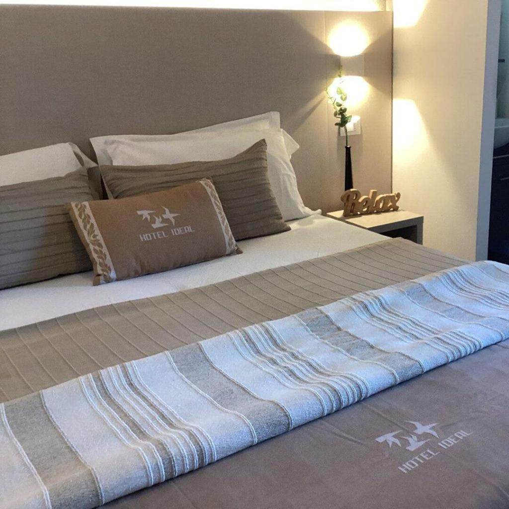 Hotel Ideal Ρίμινι Εξωτερικό φωτογραφία