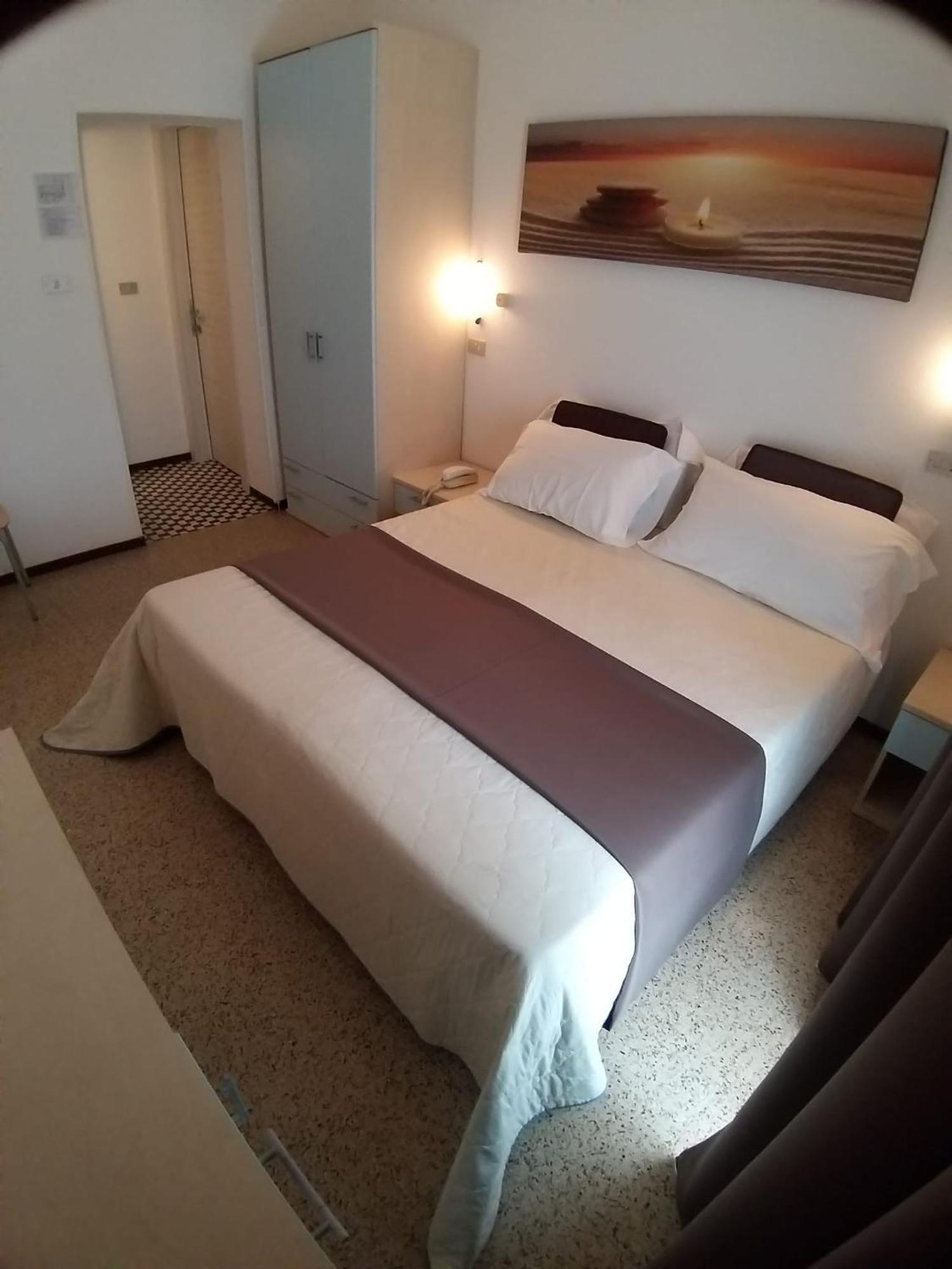Hotel Ideal Ρίμινι Εξωτερικό φωτογραφία