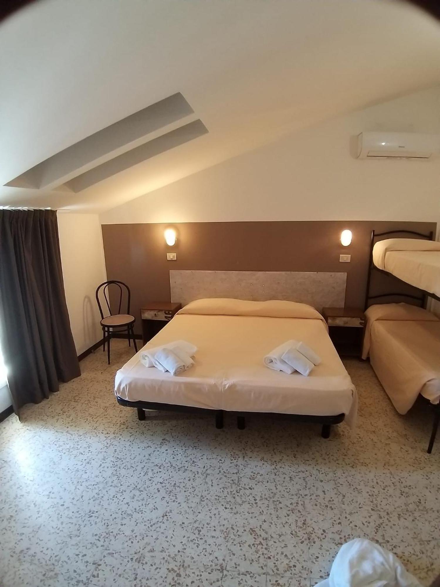Hotel Ideal Ρίμινι Εξωτερικό φωτογραφία