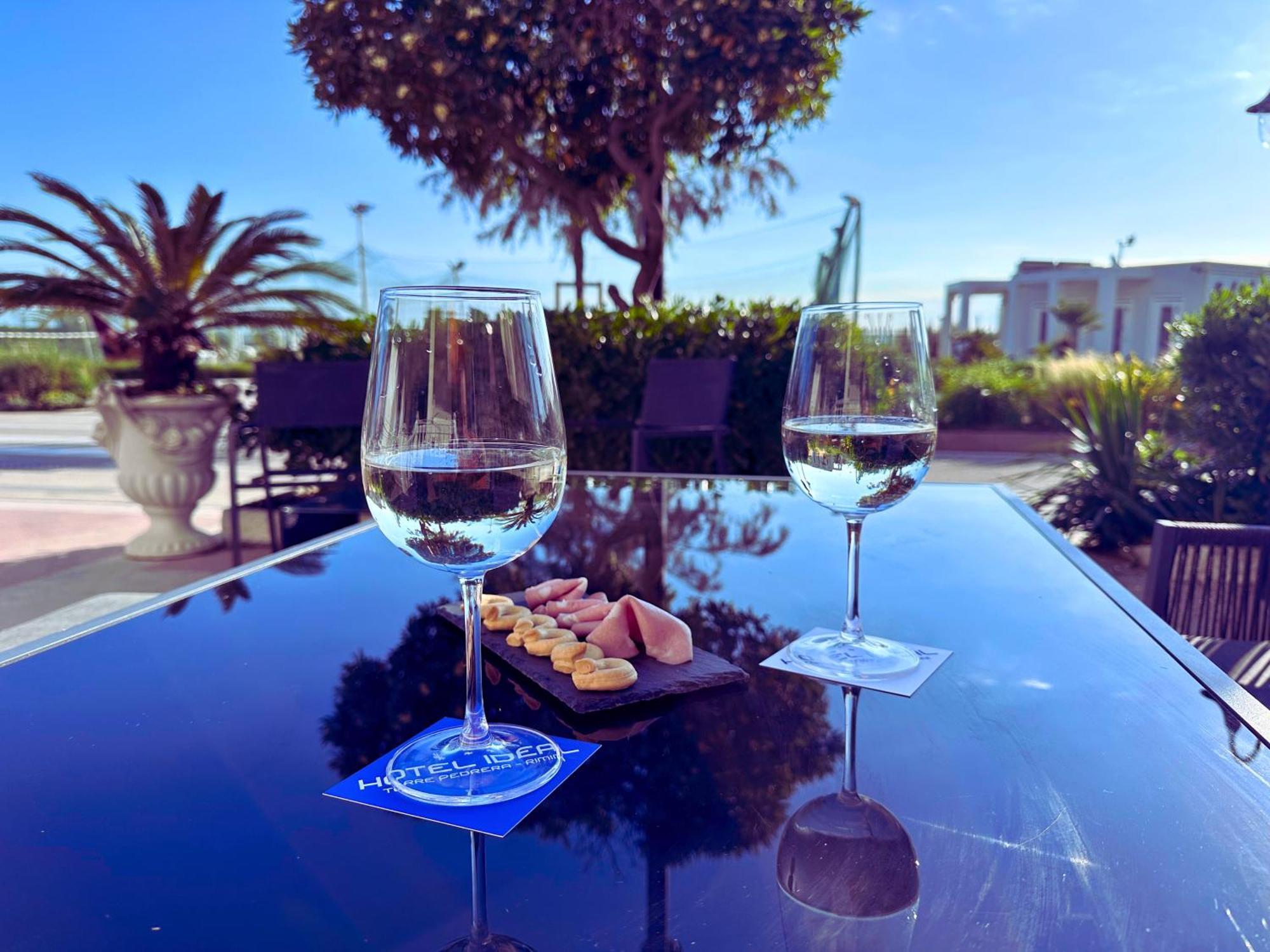 Hotel Ideal Ρίμινι Εξωτερικό φωτογραφία
